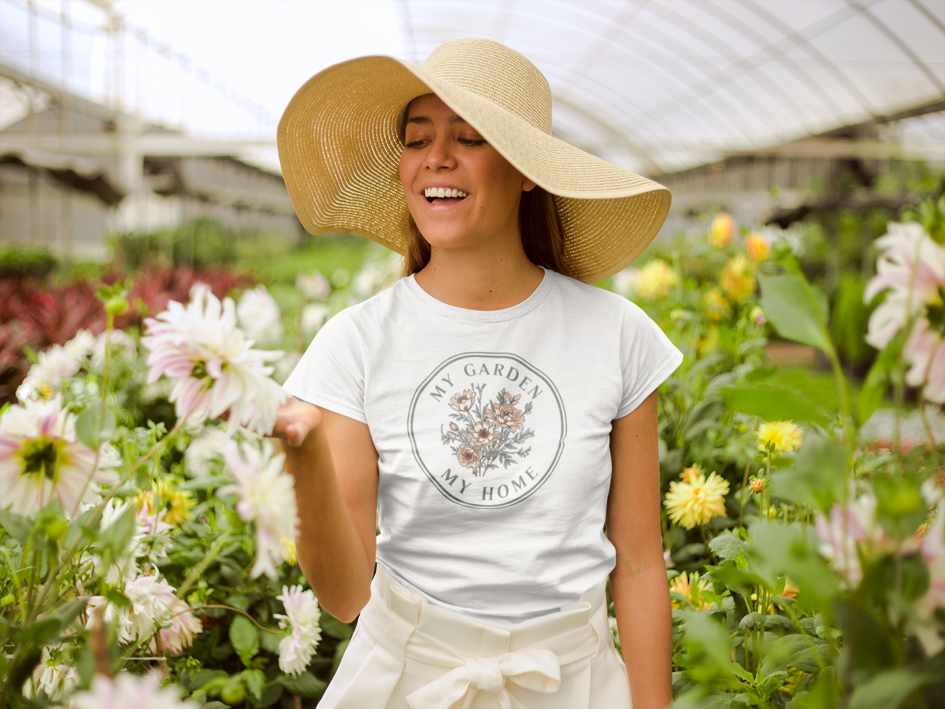 My Garden My Home – Florales T-Shirt für Gartenliebhaberinnen